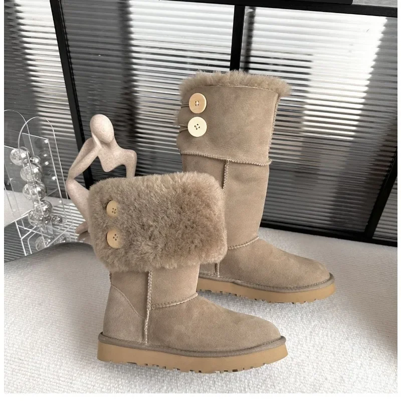 Ethnic Fashion Online - Made of genuine leather and wool,