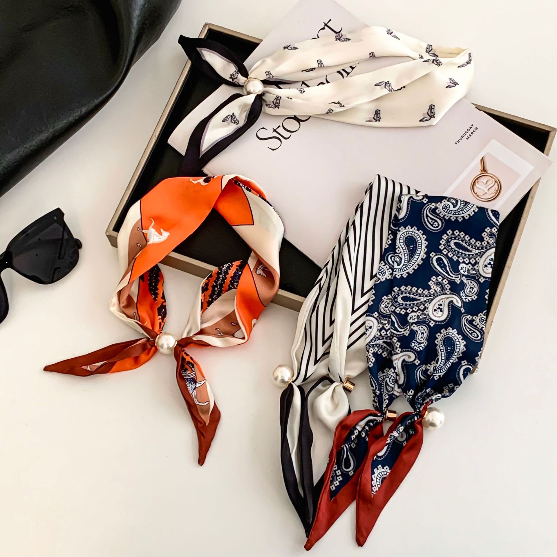 Cashew Flower Silk Scarf Effor - đánh giá và giá Ethnic Fashion Collection