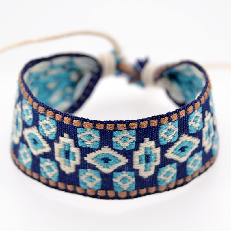Phong Cách Dân Tộc Thời Trang  - đánh giá và giá Ethnic Fashion Brands