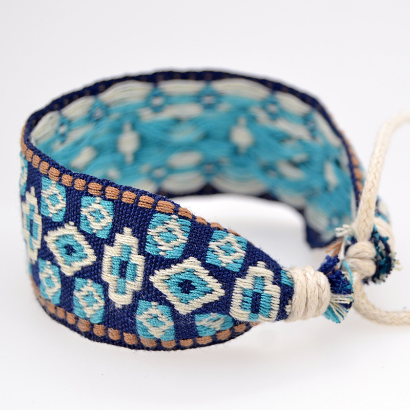 Phong Cách Dân Tộc Thời Trang  - đánh giá và giá Ethnic Fashion Brands