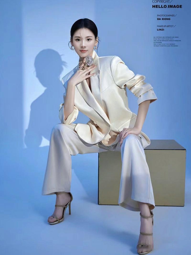 Fashionable Western Suit Set P - đánh giá và giá Ethnic Fashion Studio
