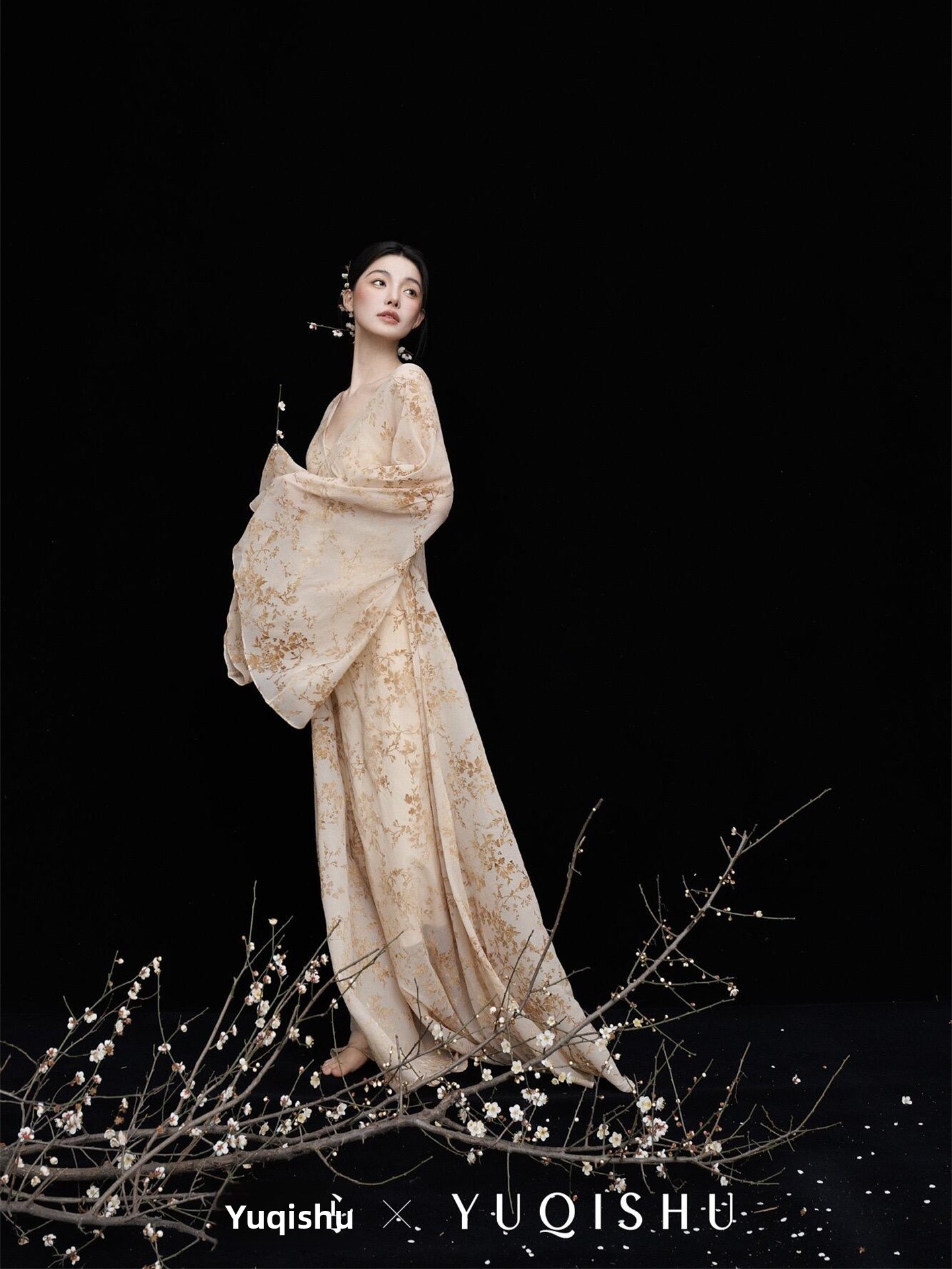New Artistic Photography Dress - đánh giá và giá Ethnic Fashion Studio