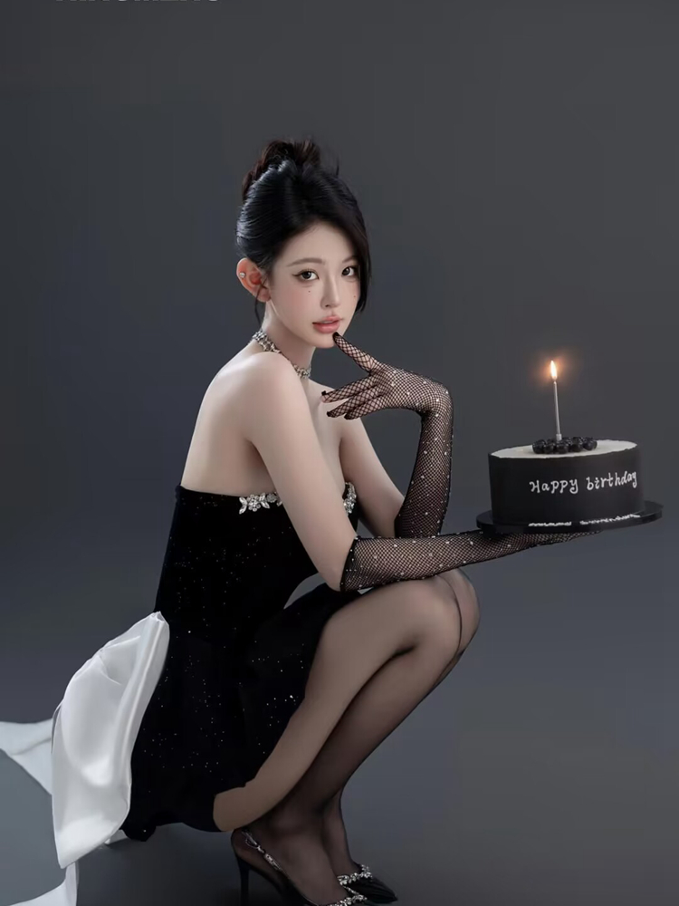 Elegant Black Photography Cost - đánh giá và giá Ethnic Fashion Studio